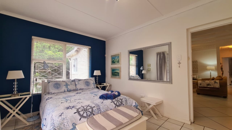 5 Bedroom Property for Sale in Kenton On Sea Eastern Cape